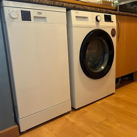 Encantador Apartamento Familiar 4 Px Con Terraza, Parking Y Wi-Fi En Llança Eksteriør bilde